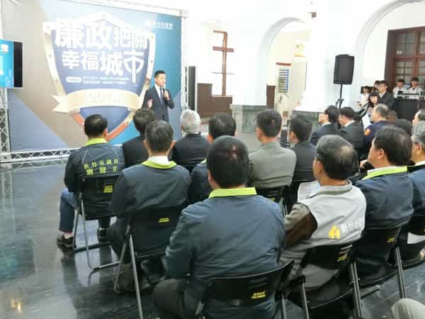 新竹市政府廉政志工107年協助辦理「廉政把關、幸福城市」記者會，展現維護公共工程品質決心與廉政行動力記者會照片