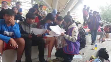 107年臺南市廉政志(義)工「寒假春風盃少年3對3籃球賽」廉政宣導廉政志(義)工發放問卷向民眾一一解說問卷的內容傳達反貪與肅貪的意識，並獲得在場民眾的熱情回應