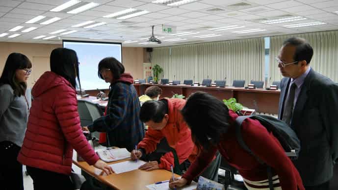 嘉義市政府政風處召開107年廉政志工聯繫會議 表揚績優志工志工簽到