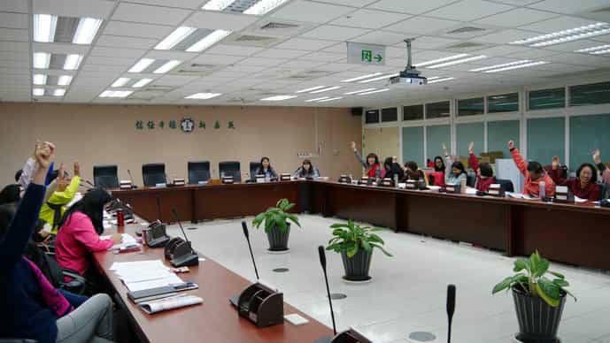 嘉義市政府政風處召開107年廉政志工聯繫會議 表揚績優志工票選新任幹部