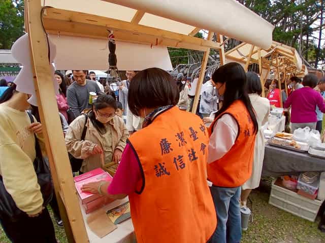臺中廉政志工協辦114年農漁會選舉反賄選、防詐暨守護國安宣導活動廉政志工協助宣導