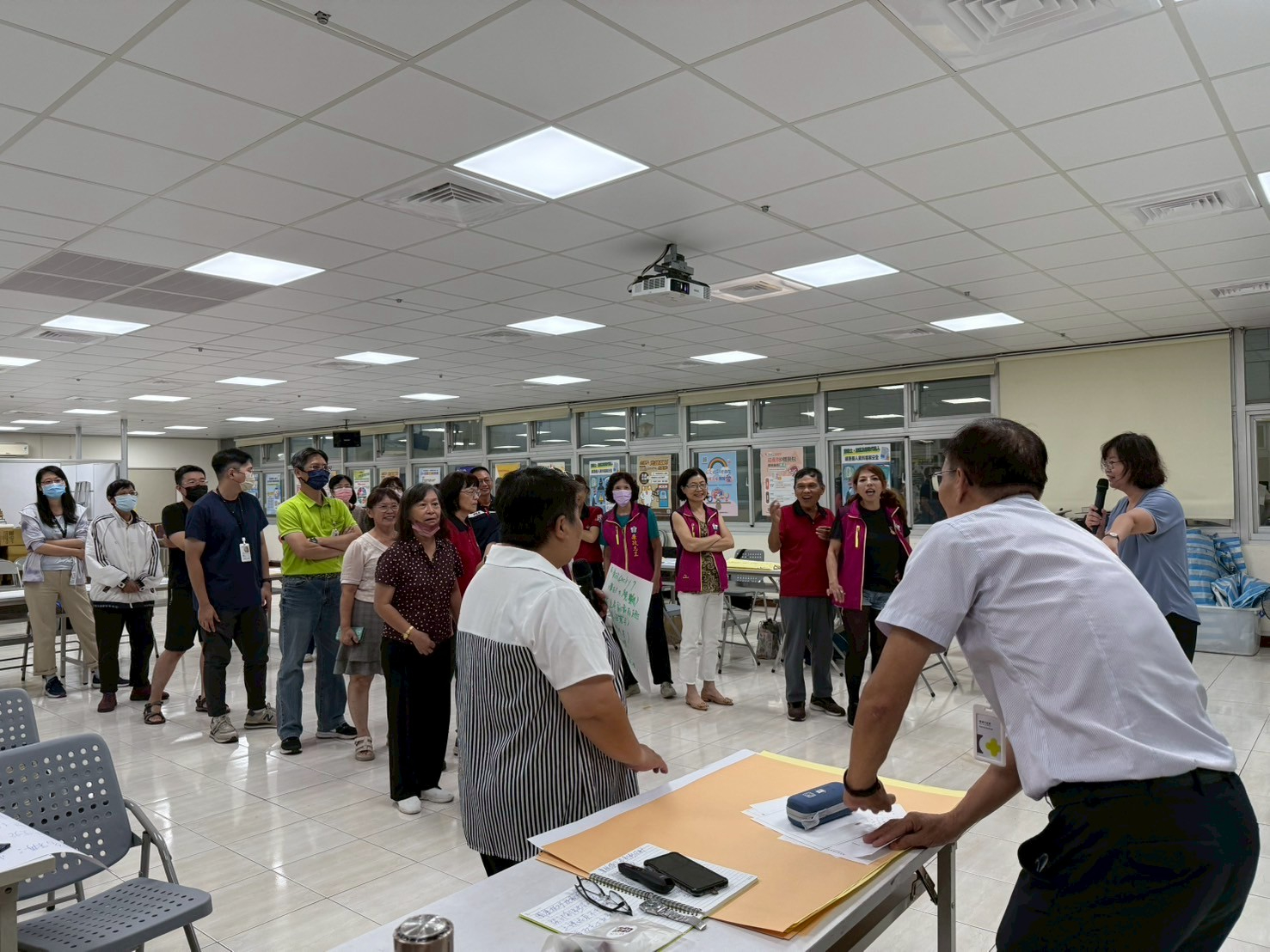 嘉市志工教育訓練登場　學習團康提升帶領力分組發表時直接現場帶動遊戲