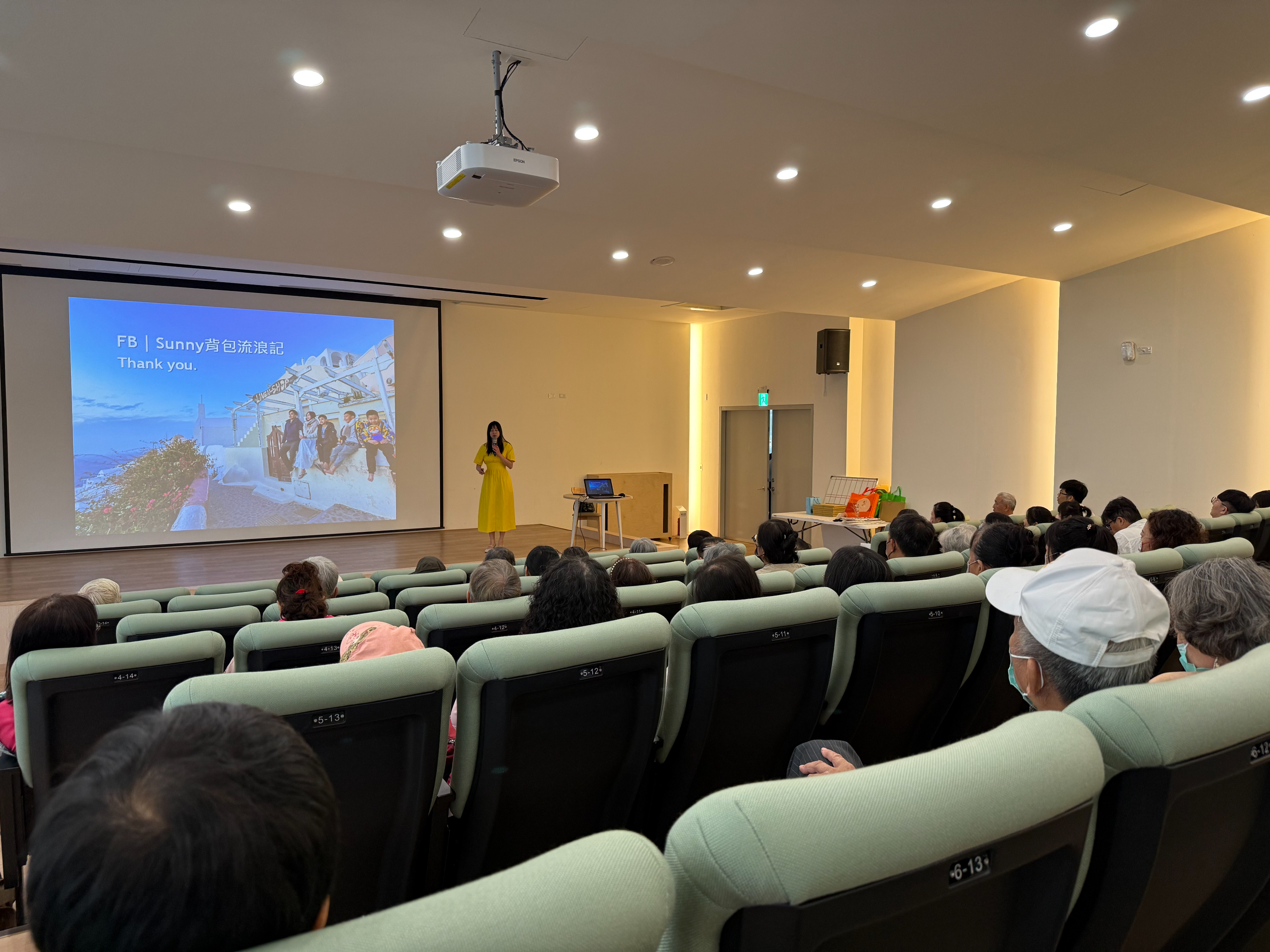 屏東廉政志工跨域交流 提升反貪防詐力旅遊作家賴玉婷分享從廉政看世界各國的旅行心得