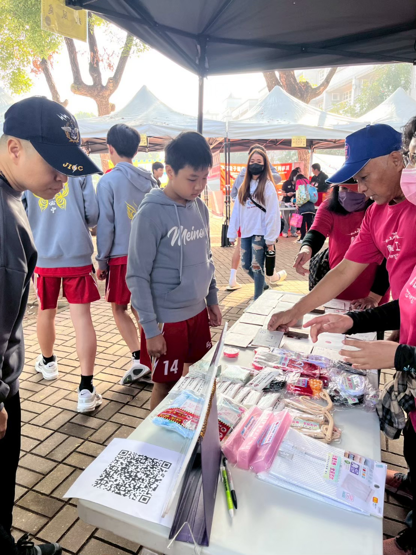 屏東阿猴城3對3籃球賽春節開打 政風順搭反貪腐宣導同學熱情參與